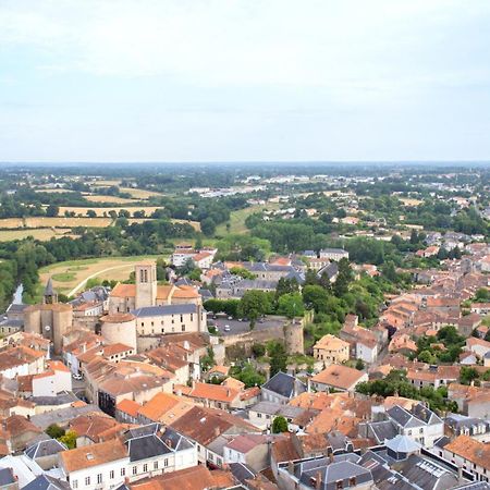 Petite Maison Medievale ปาคเตอเนย์ ภายนอก รูปภาพ
