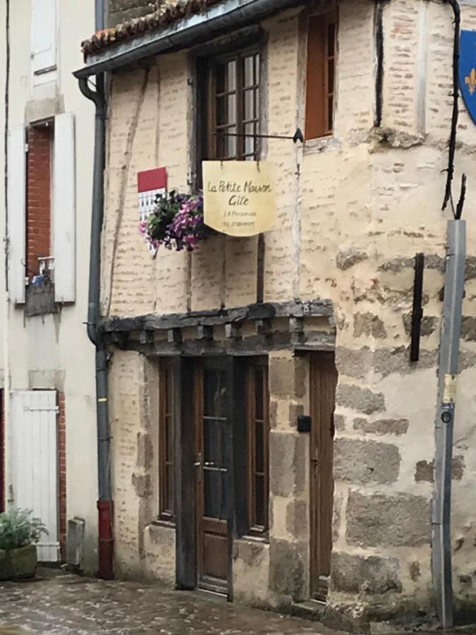 Petite Maison Medievale ปาคเตอเนย์ ภายนอก รูปภาพ